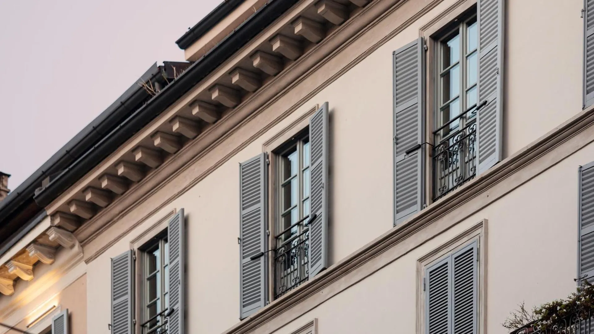 Aparthotel Domya - Manzoni 25 Milan Italy